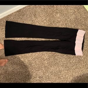 lululemon athletica Pants - Size 8 yoga pants lulu lululemon athletica Pants - Size 8 yoga pants lulu